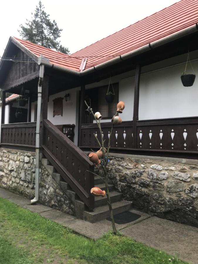 Korkostolo Vendeghazak Apartment Aggtelek Ngoại thất bức ảnh